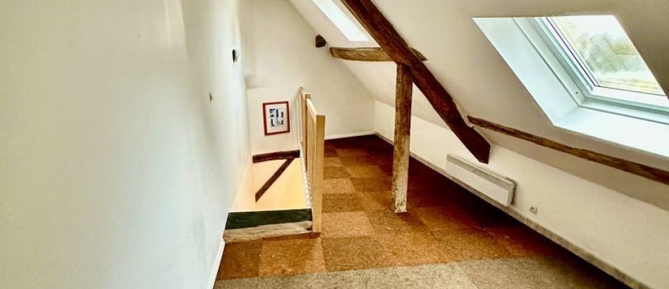 Maison 6 pièces de 80 m² à Villeneuve-sur-Yonne (89500)
