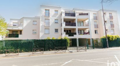 Appartement 2 pièces de 49 m² à Viry-Châtillon (91170)