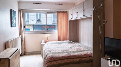 Appartement 1 pièce de 27 m² à Paris (75015)