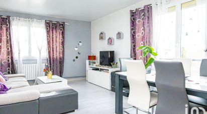 Appartement 4 pièces de 73 m² à Sainte-Geneviève-des-Bois (91700)