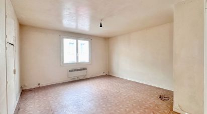 Apartment 1 room of 24 m² in Longjumeau (91160)