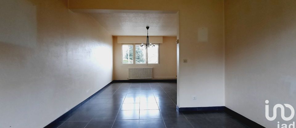 Maison 7 pièces de 84 m² à Marange-Silvange (57535)