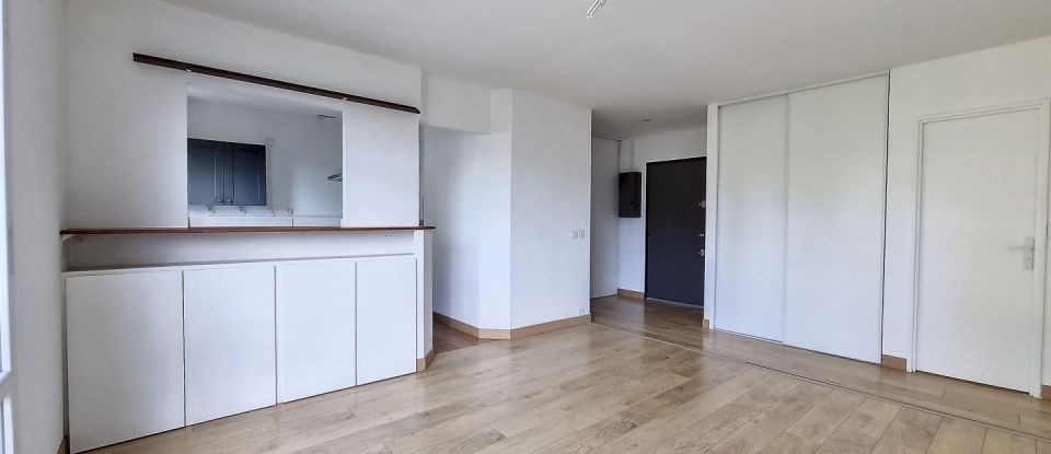 Appartement 2 pièces de 51 m² à Sucy-en-Brie (94370)