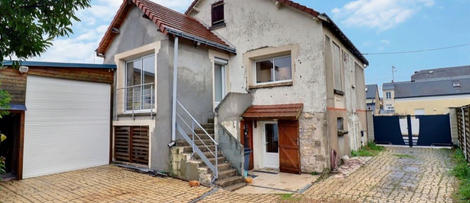 Maison 5 pièces de 100 m² à Saint-Pierre-des-Corps (37700)