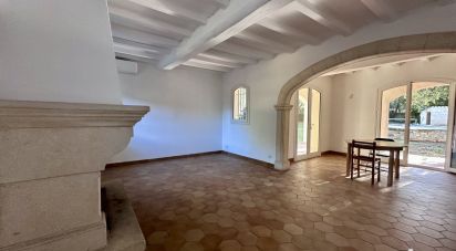 House 5 rooms of 130 m² in Nîmes (30900)