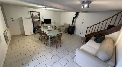 House 4 rooms of 75 m² in Champniers (16430)