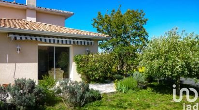 House 5 rooms of 150 m² in Gujan-Mestras (33470)