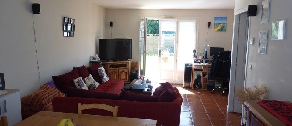 House 2 rooms of 59 m² in Courçon (17170)