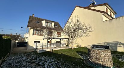 House 7 rooms of 164 m² in Vaux-le-Pénil (77000)
