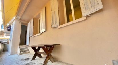 Apartment 4 rooms of 70 m² in Toulon (83200)