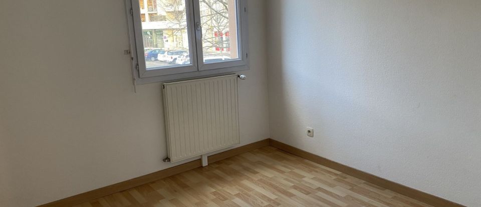 Appartement 3 pièces de 72 m² à Gap (05000)