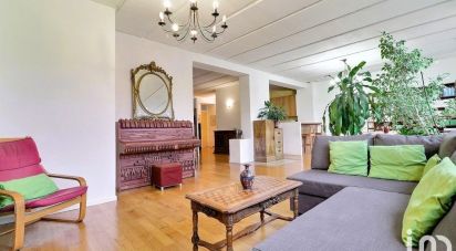 House 7 rooms of 305 m² in Vitry-sur-Seine (94400)