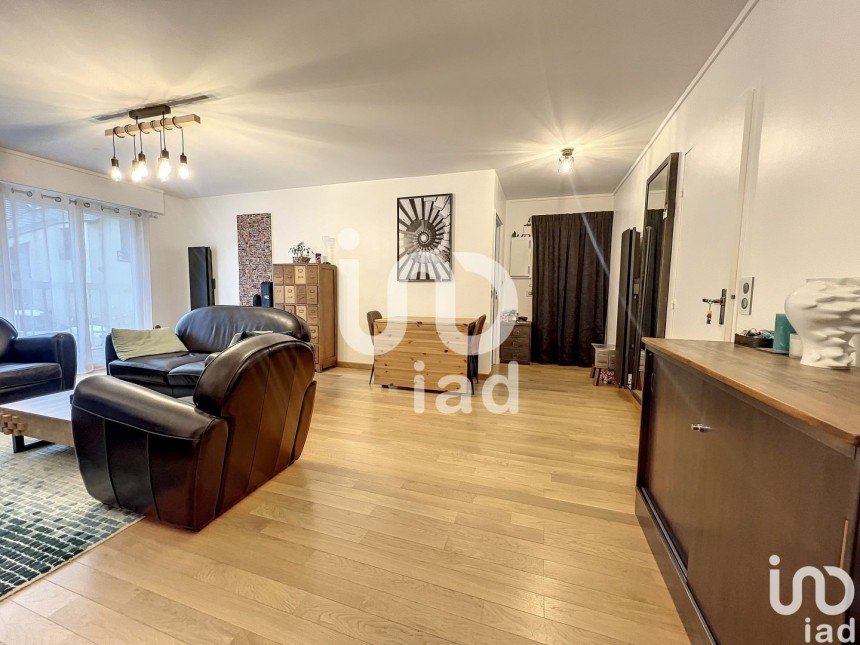 Appartement 3 pièces de 80 m² à Viroflay (78220)