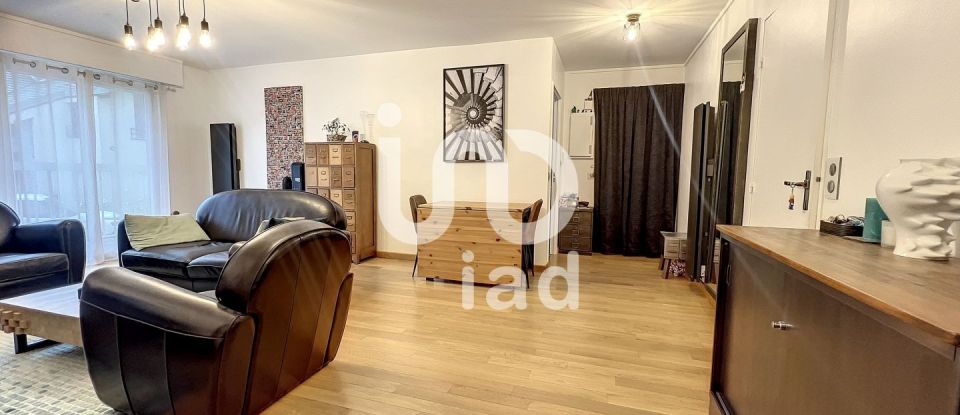 Appartement 3 pièces de 80 m² à Viroflay (78220)