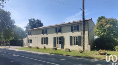 House 6 rooms of 155 m² in Surgères (17700)