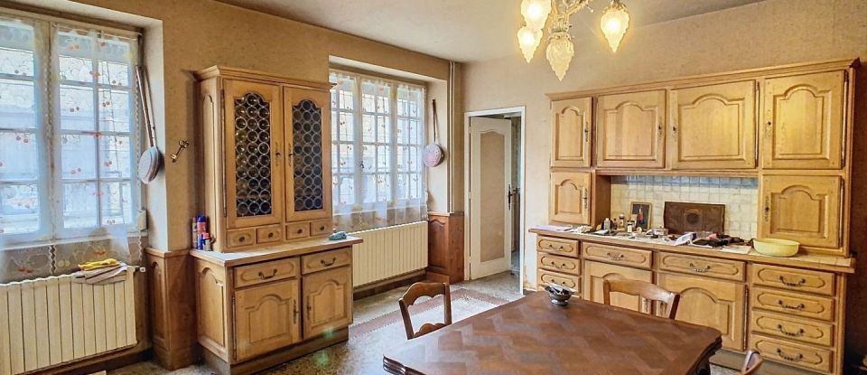 House 7 rooms of 231 m² in Orges (52120)