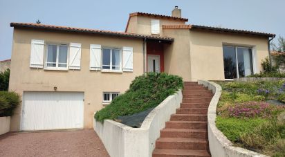 Maison 8 pièces de 145 m² à Thouars (79100)