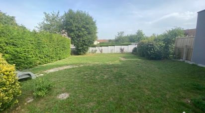 House 5 rooms of 100 m² in Allonnes (72700)