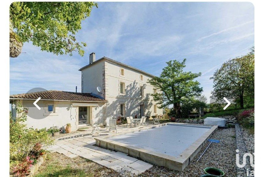 Maison 7 pièces de 210 m² à Montagnac-sur-Auvignon (47600)