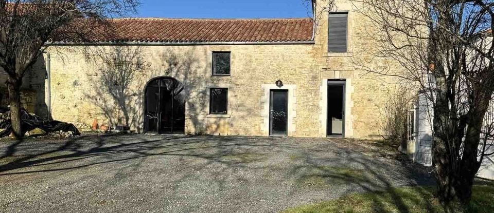 House 5 rooms of 107 m² in Pissotte (85200)