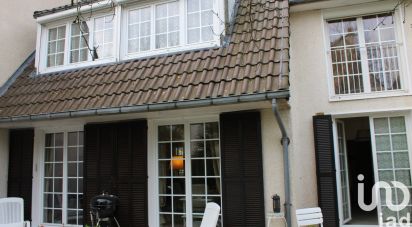 Maison traditionnelle 5 pièces de 145 m² à Breuillet (91650)