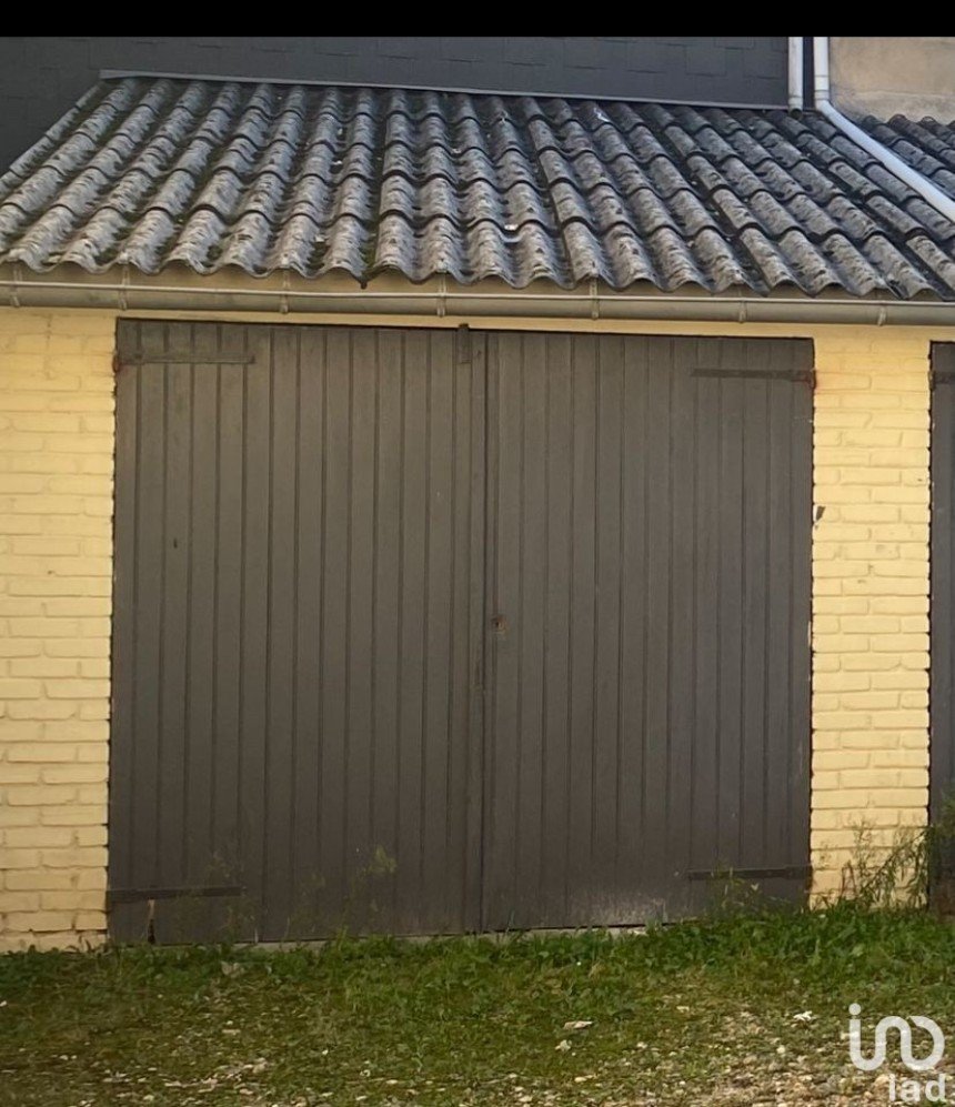 Parking/garage/box de 15 m² à Montivilliers (76290)