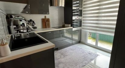 Apartment 4 rooms of 95 m² in Le Havre (76620)