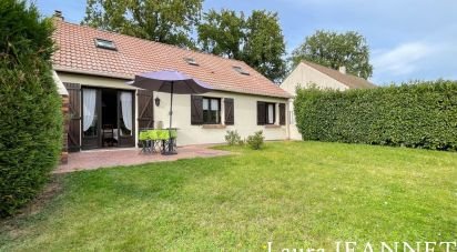 House 6 rooms of 133 m² in Courdimanche (95800)