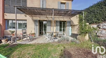 House 5 rooms of 139 m² in Beaurecueil (13100)