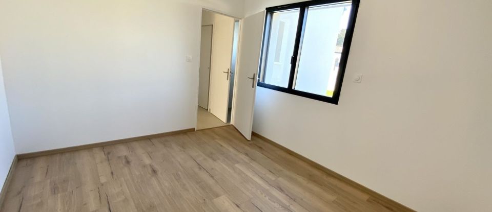 House 4 rooms of 140 m² in Saint-Augustin (17570)