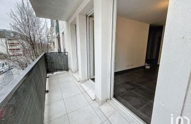 Appartement 3 pièces de 55 m² à Pontault-Combault (77340)