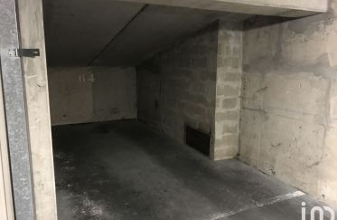 Parking/garage/box de 11 m² à Paris (75011)