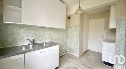 Appartement 2 pièces de 52 m² à Saint-Quentin (02100)