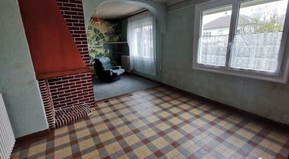 House 4 rooms of 90 m² in Dollon (72390)