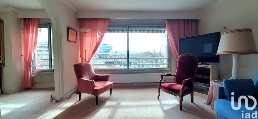 Appartement 3 pièces de 81 m² à Paris (75017)