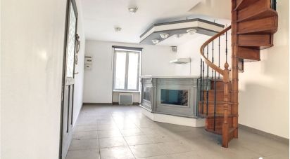 Appartement 3 pièces de 50 m² à Montereau-Fault-Yonne (77130)