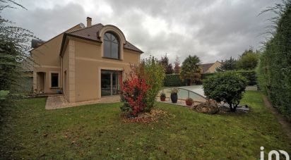 House 8 rooms of 295 m² in Seine-Port (77240)