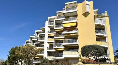 Appartement 4 pièces de 91 m² à Cagnes-sur-Mer (06800)