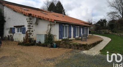 Maison 6 pièces de 205 m² à Vernoux-en-Gâtine (79240)