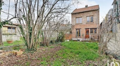 House 6 rooms of 240 m² in Montreuil (93100)