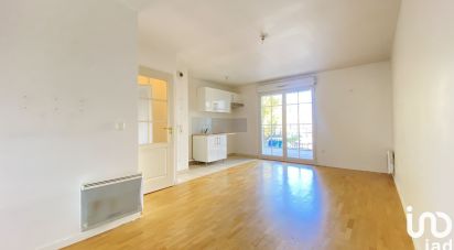 Appartement 2 pièces de 42 m² à Le Plessis-Robinson (92350)