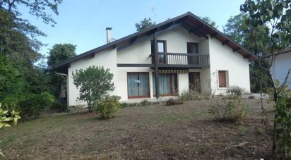 House 6 rooms of 149 m² in Narrosse (40180)
