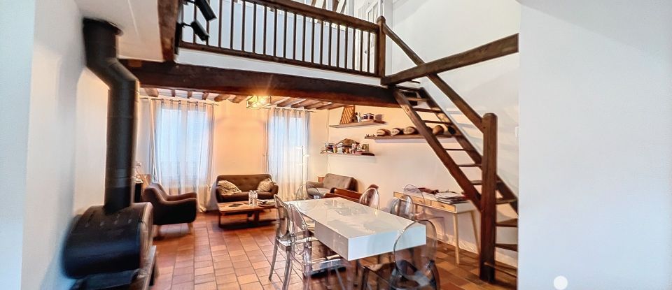 Appartement 5 pièces de 89 m² à Brie-Comte-Robert (77170)
