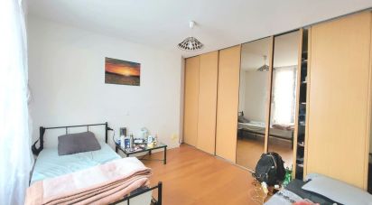 Appartement 2 pièces de 45 m² à Bondy (93140)