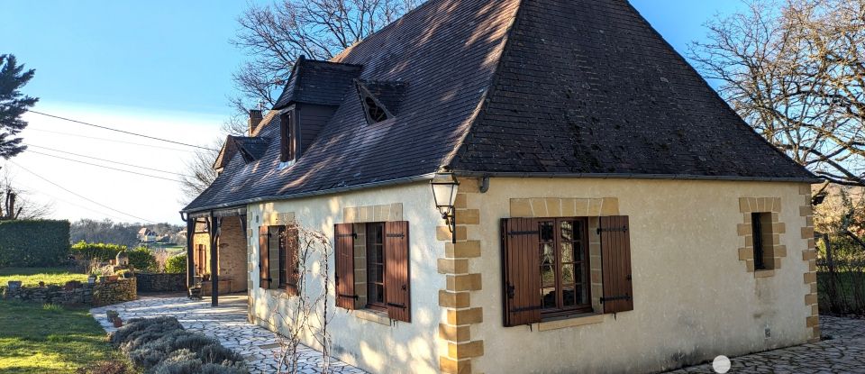 Maison traditionnelle 5 pièces de 152 m² à Coux et Bigaroque-Mouzens (24220)