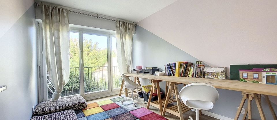 Apartment 5 rooms of 100 m² in Brunoy (91800)