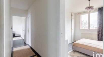 Appartement 4 pièces de 65 m² à Sainte-Geneviève-des-Bois (91700)