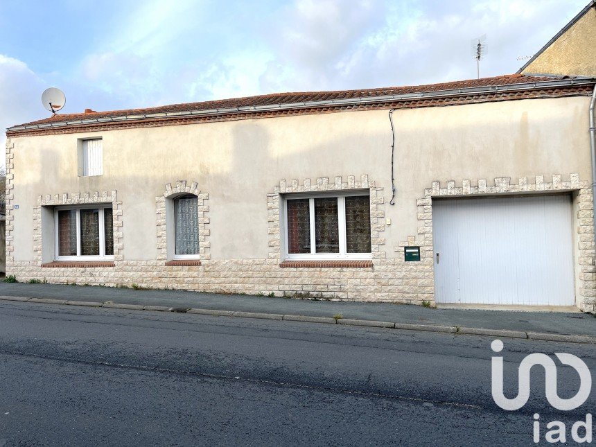 Maison de ville 5 pièces de 126 m² à La Romagne (49740)