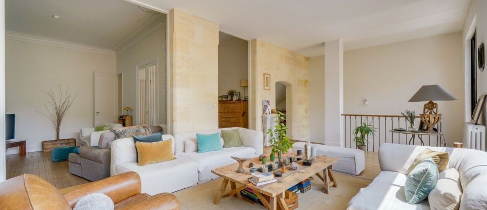 Maison 10 pièces de 300 m² à Bordeaux (33000)