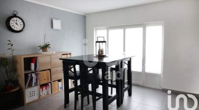 House 4 rooms of 70 m² in Le Plessis-Belleville (60330)